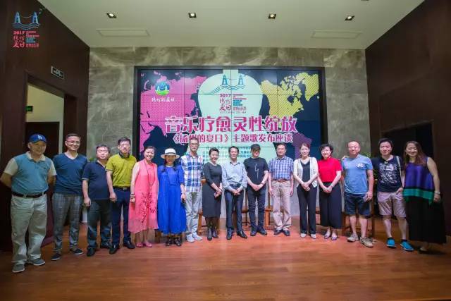 如果用谷歌翻译《我的世界》人物,会发生什么?玩家:什么鬼工具‘十大外围足球平台app手机版’(图3) 十大外围足球大平台