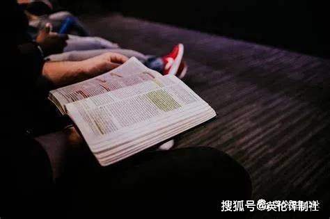 【十大外围足球平台app】
如何写学期论文：这里是最佳指南？(图2)